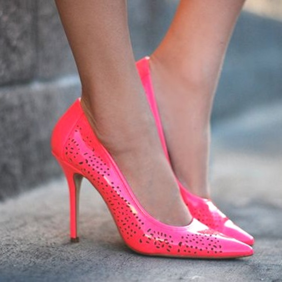 Shoe Dazzle Shoes - Pointed Toe Perforated Heels in Neon Pink NWOB